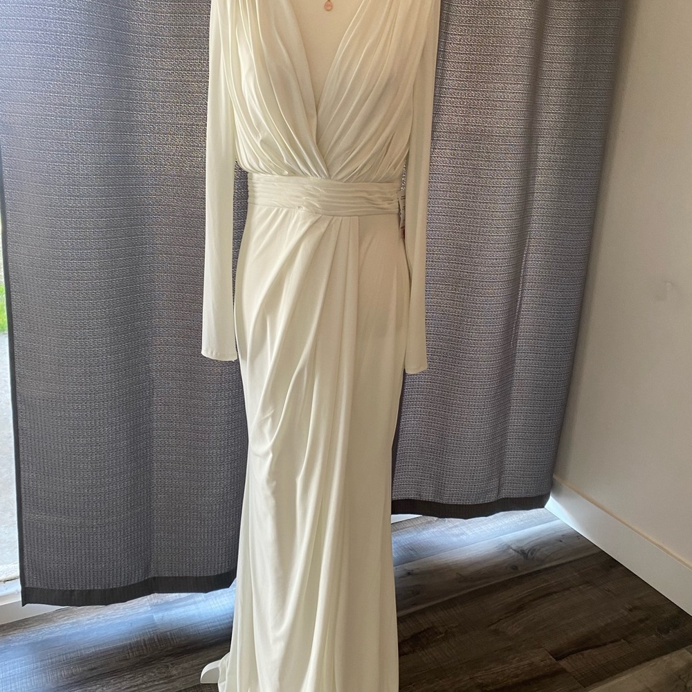 NWT Mac Duggal  V-NECK LONG SLEEVE HIGH SLIT WOMEN GOWN sz 8 - Picture 5 of 12